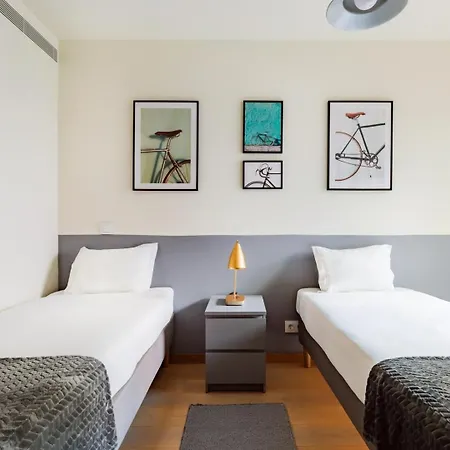 Gelman's Getaway In * Lisboa