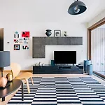 Gelman's Getaway In Apartament