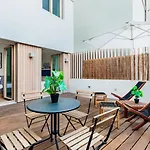 Gelman's Getaway In Lizbona